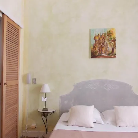 Ξενοδοχείο Rex